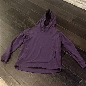 Lululemon sweatshirt